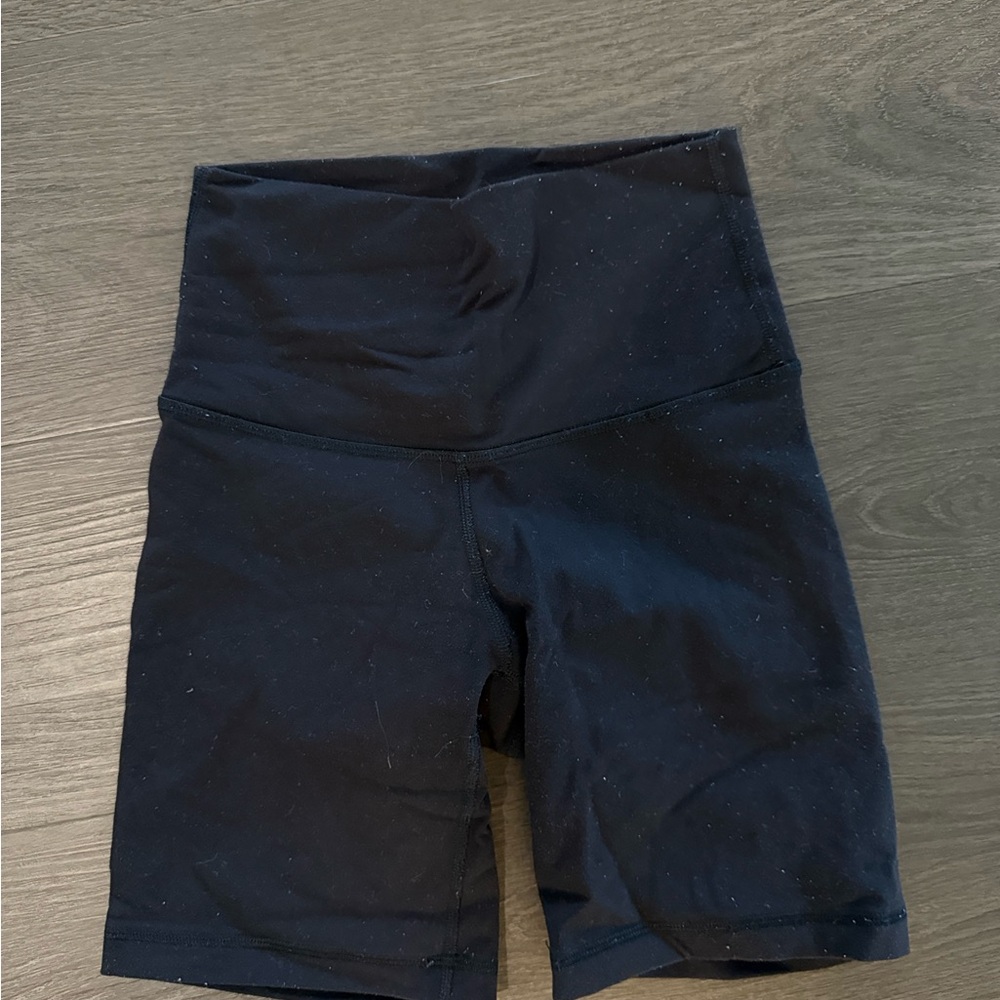 Aritzia TNA Women's Black High-Waisted Biker Shorts